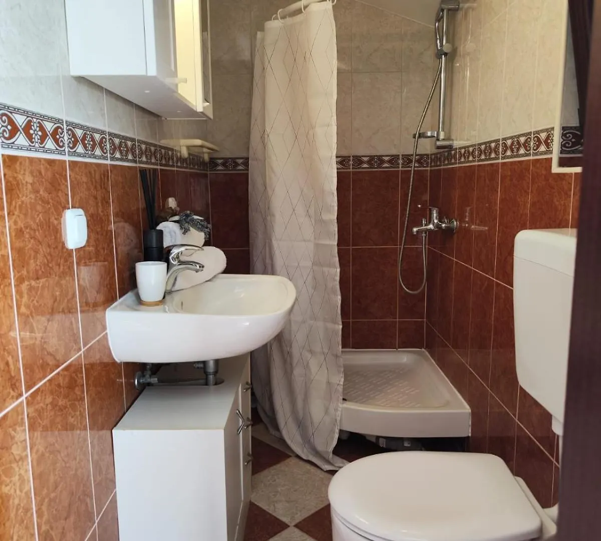 Apartment Apartmani Roko Donji Okrug  Croatia