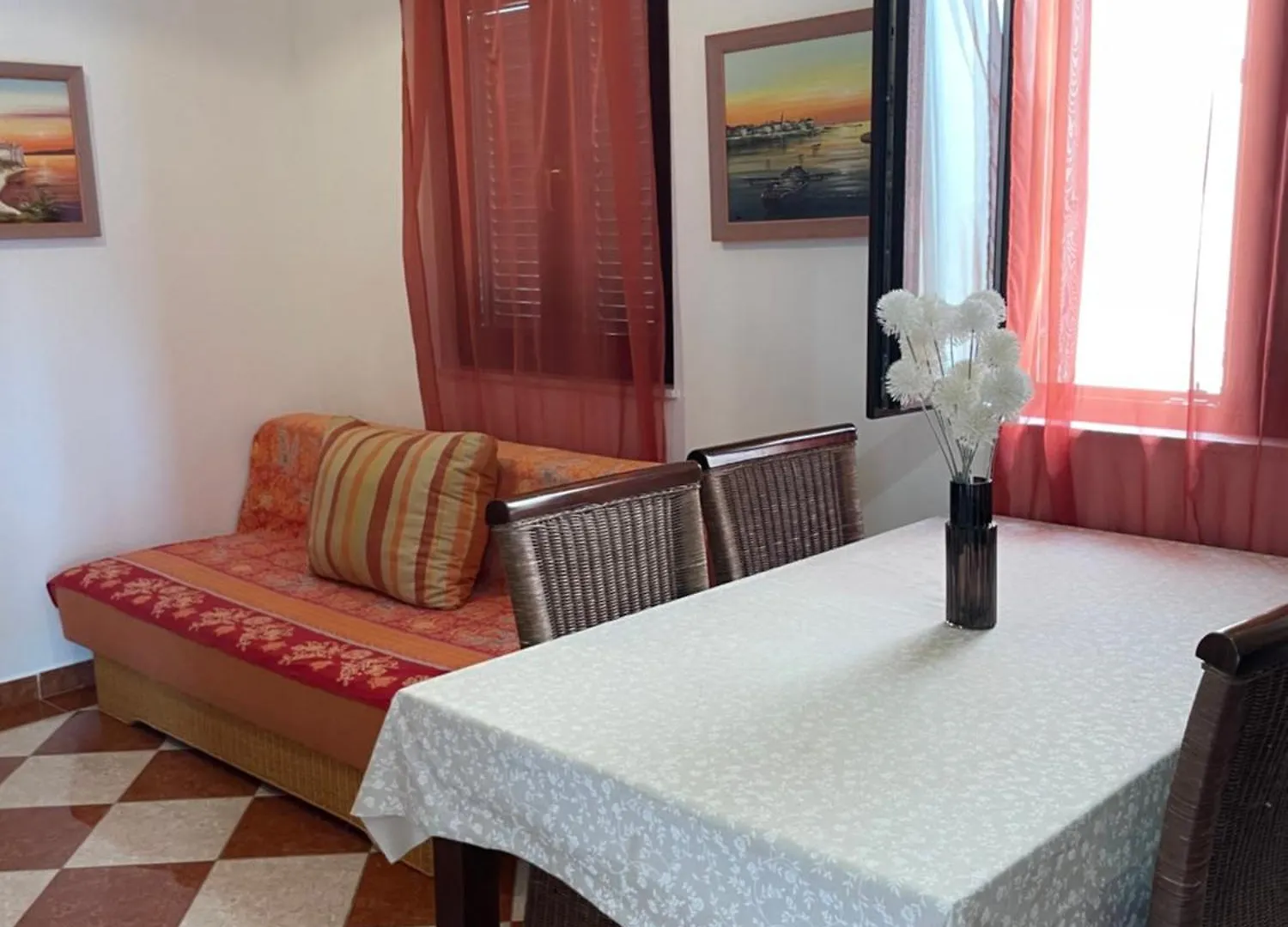 Apartment Apartmani Roko Donji Okrug